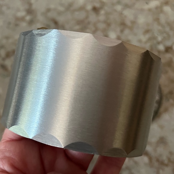 Pittsburgh Skyline trinket box - Wendell August forged/hammered aluminum - Picture 7 of 7